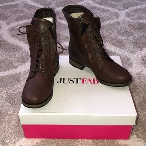 New brown boots, size 8